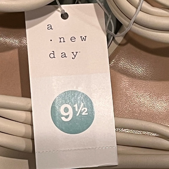 NWT A New Day IVORY ANIA MULE HEELS Women’s 9.5 SANDALS SHOES - Picture 5 of 8